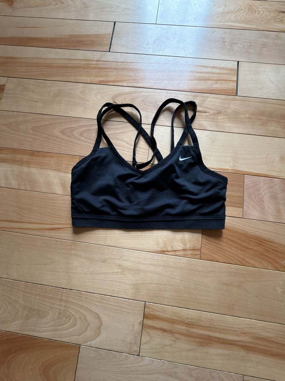 Size L Nike Pro Indy Light-Support Cross-Back Sports Bra